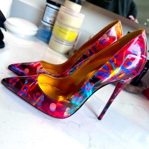 Christian louboutin so Kate heels. New